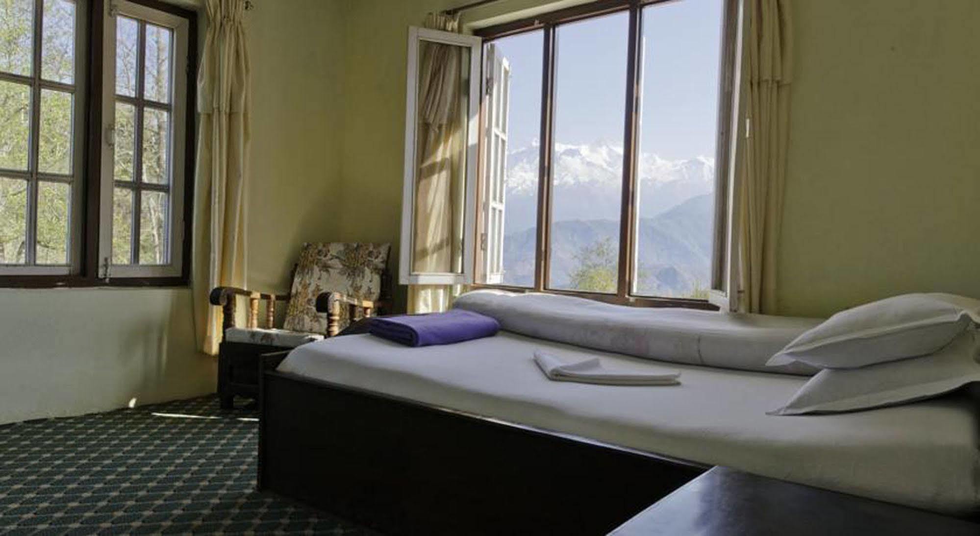 Sarangkot Sherpa Resort P Ltd Покхара Екстер'єр фото