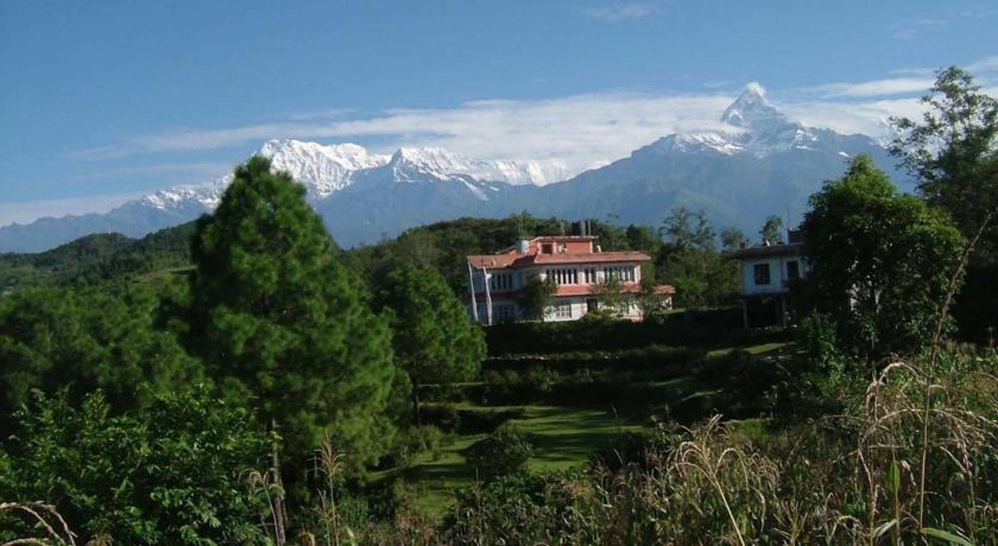 Sarangkot Sherpa Resort P Ltd Покхара Екстер'єр фото